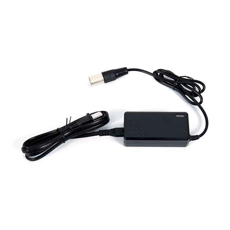 YL-08S Scooter per disabili pieghevole a 4 ruote per carichi pesanti con capacità di arrampicata di 12 °